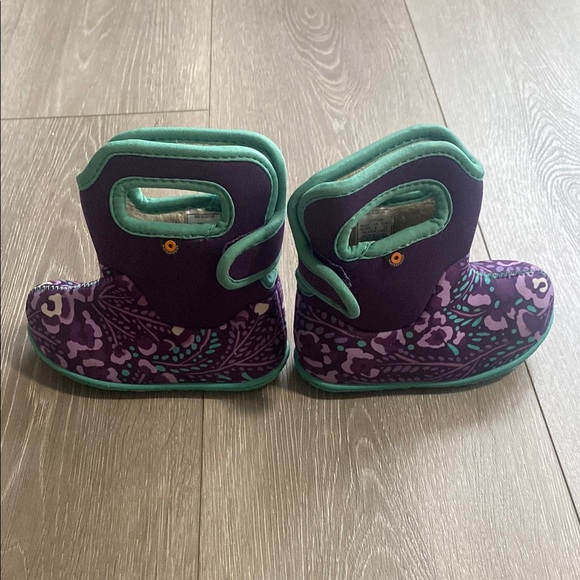 Toddler Bogs Sz 6 6T Purple Boots Winter Insulated Slip On Shoes Girls Floral 6c - Picture 6 of 7